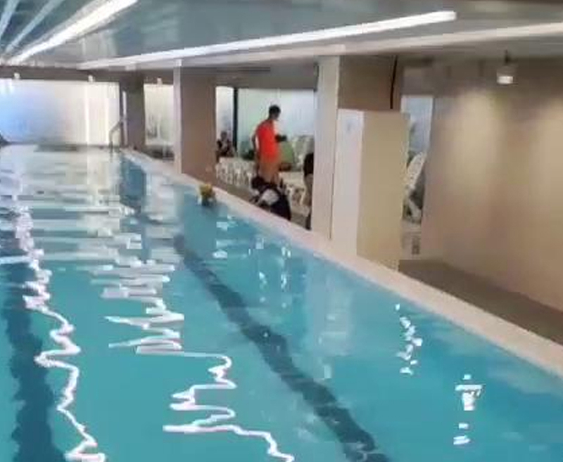 拉萨泳池效果