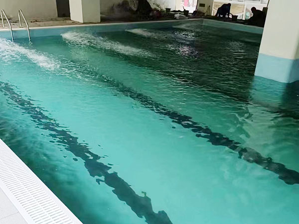 达州泳池调试完成